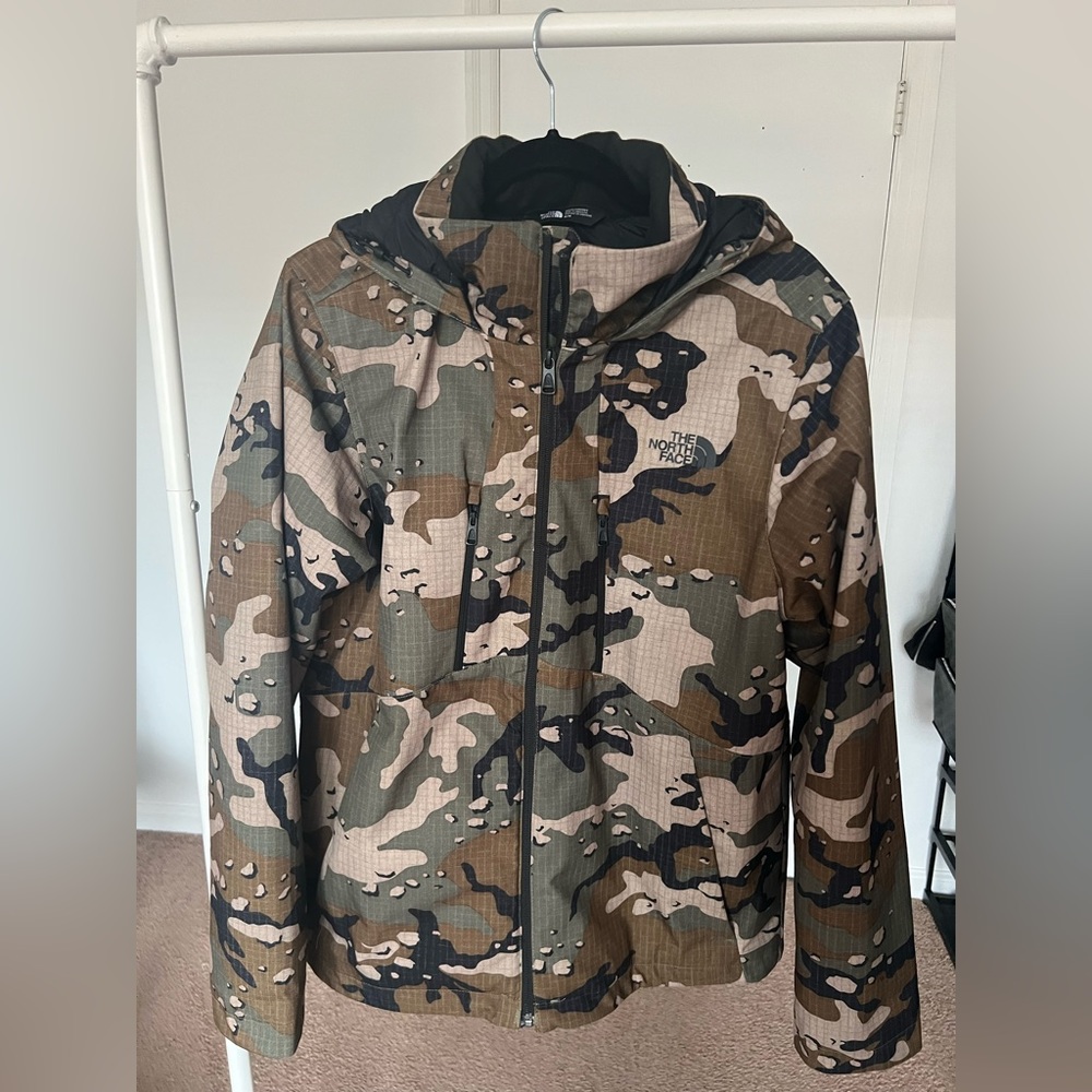 Men’s Camo North Face Jacket